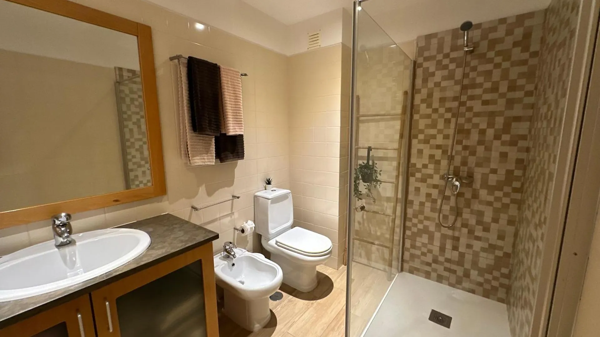 Marina Apartment لاغوس البرتغال